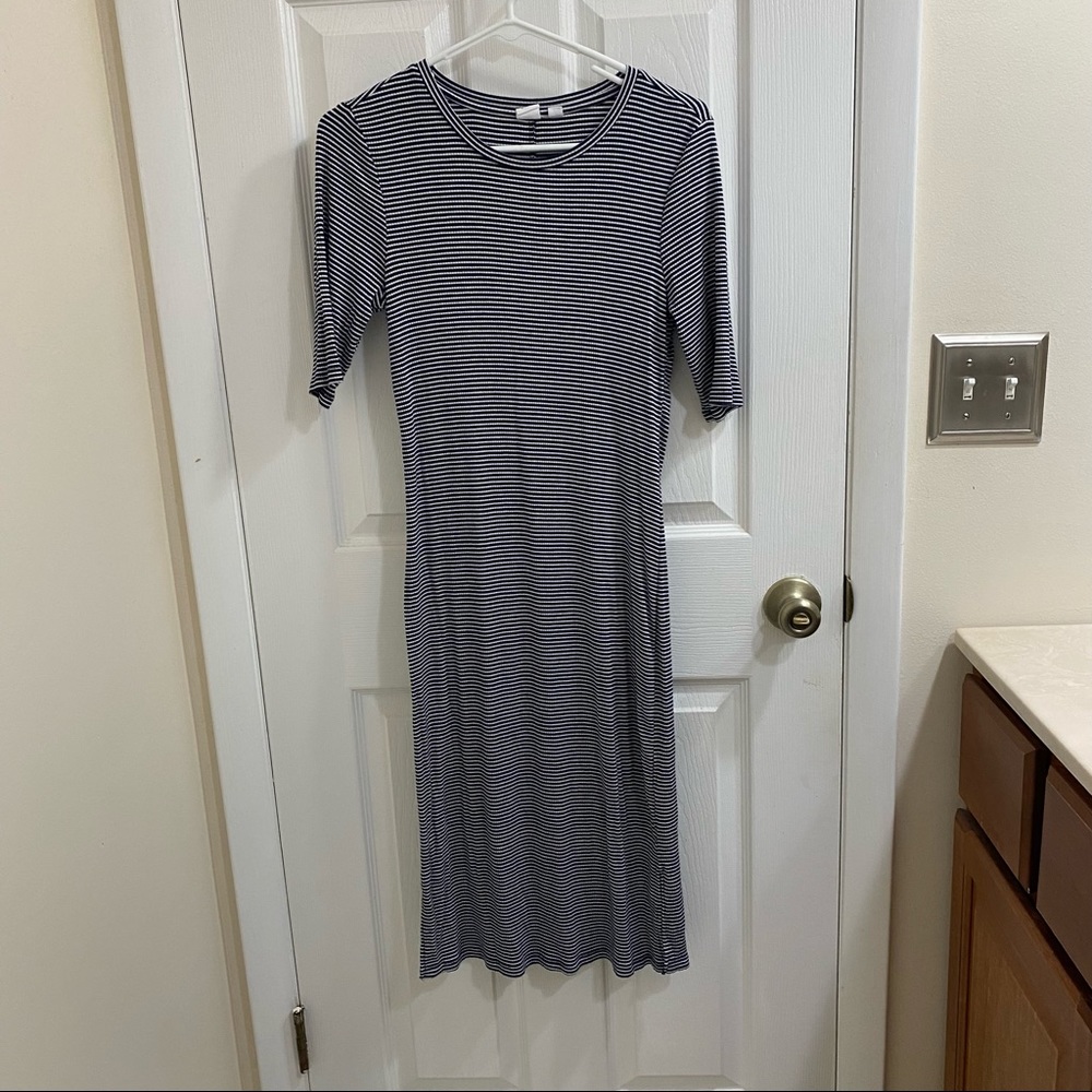 Gap Women’s Bodycon Ribbed Midi Size Medium